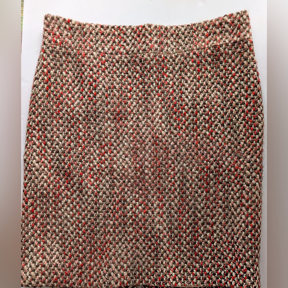 J.Crew Classic Tweed A-Line Mini Skirt 
Women’s size 6